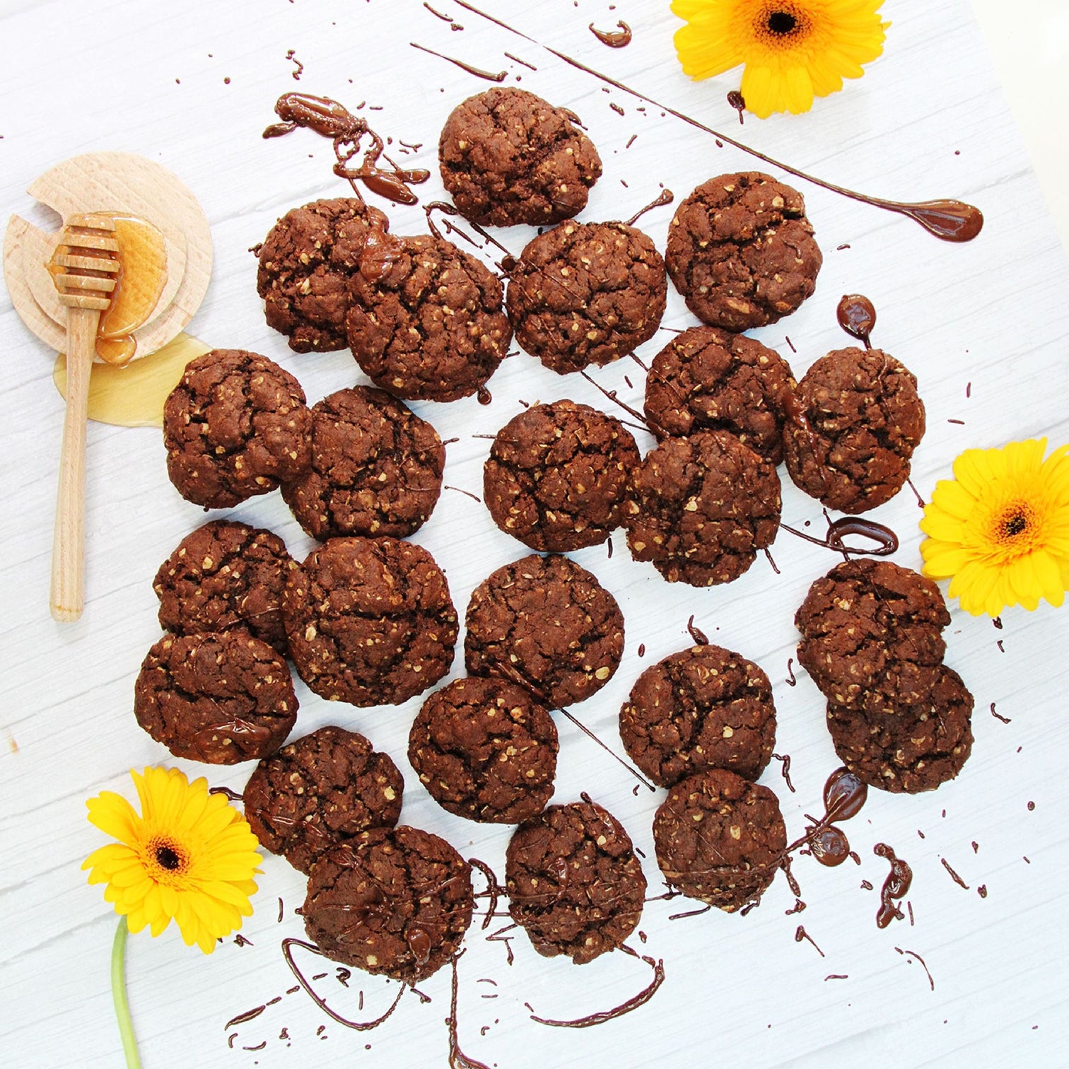 Bottled Baking Co Un-BEE-lievable Choco-Honey Cookie Mix - Life Before Plastik